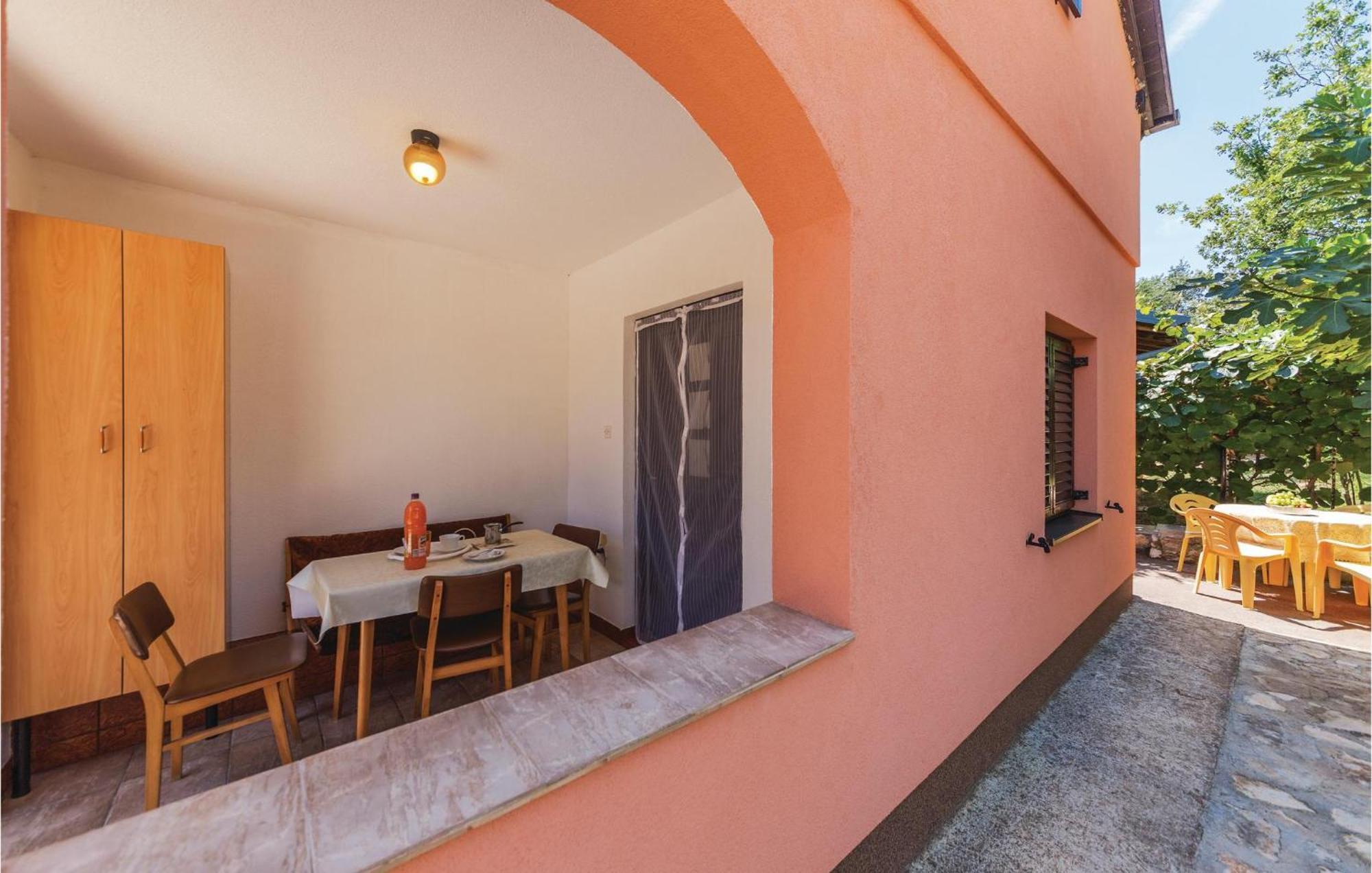 Amazing Apartment In Pavicini With Kitchen Exterior foto